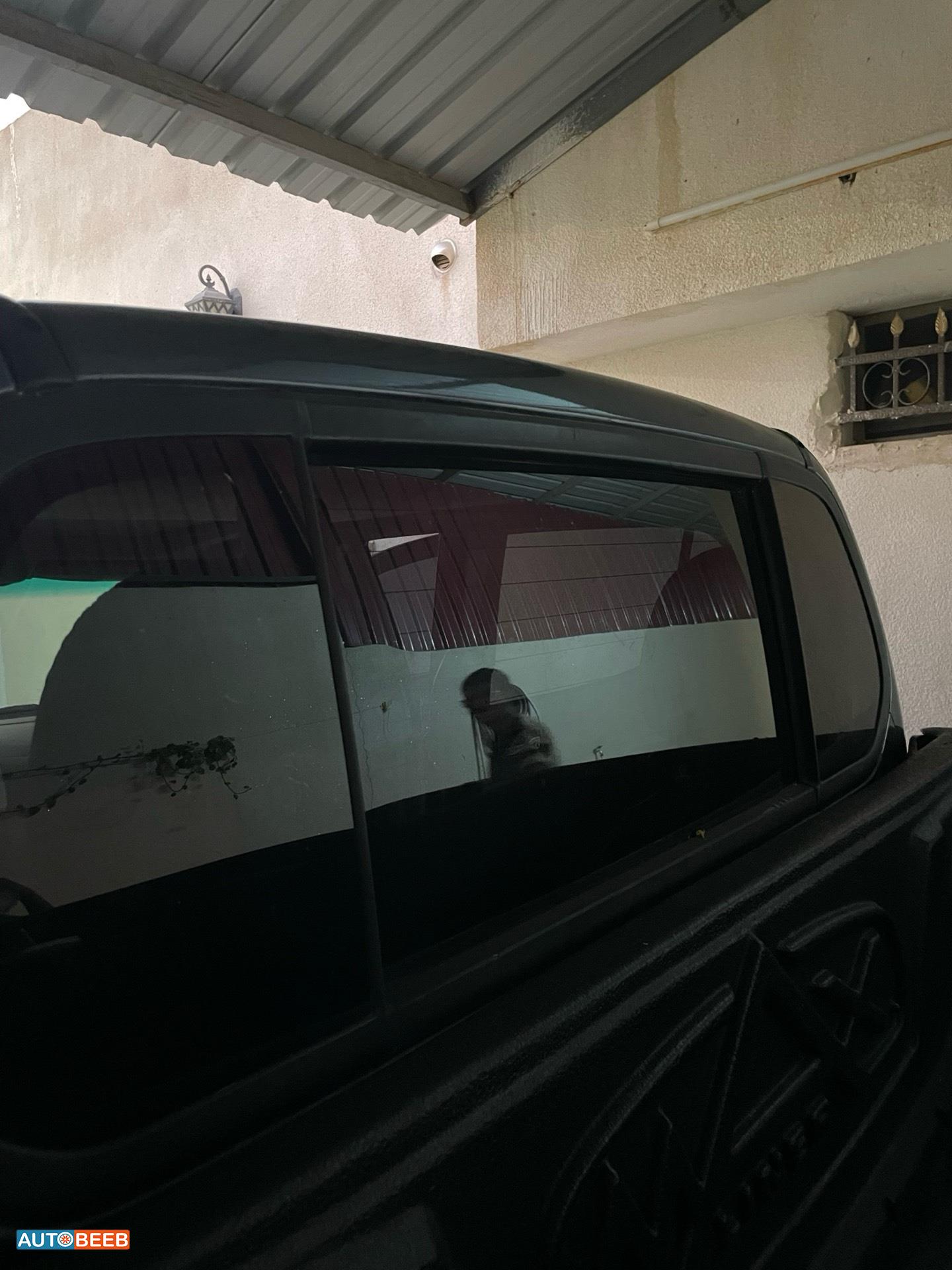 Mitsubishi L200 2015