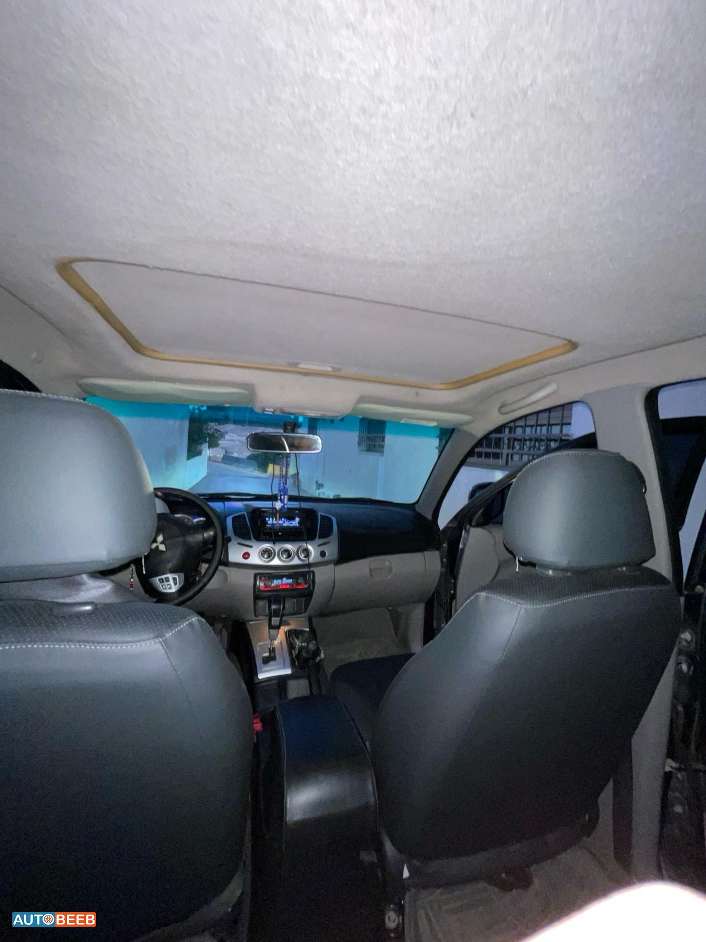 Mitsubishi L200 2015
