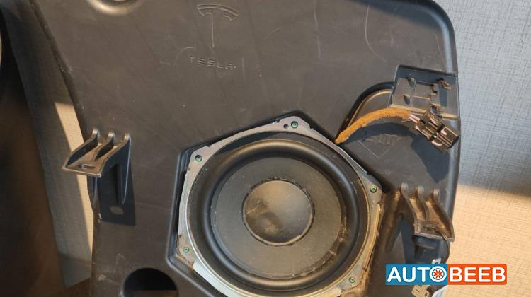 Electronics Speaker Tesla S