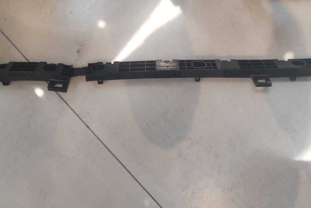 Body  Bumper Tesla 3