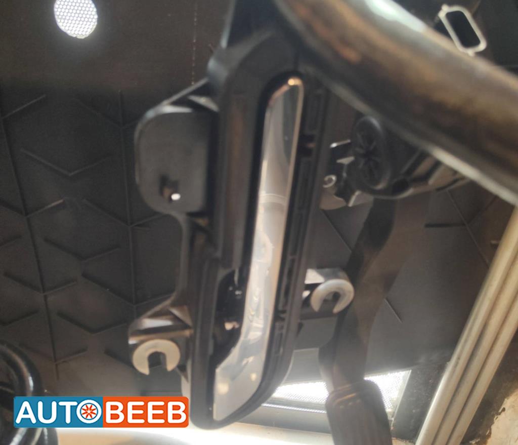 Body  Door Handle  Tesla 3