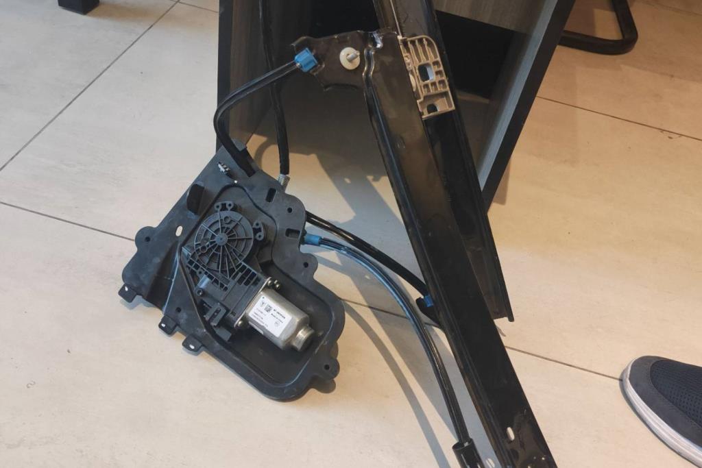  Mechanics  Tesla 3