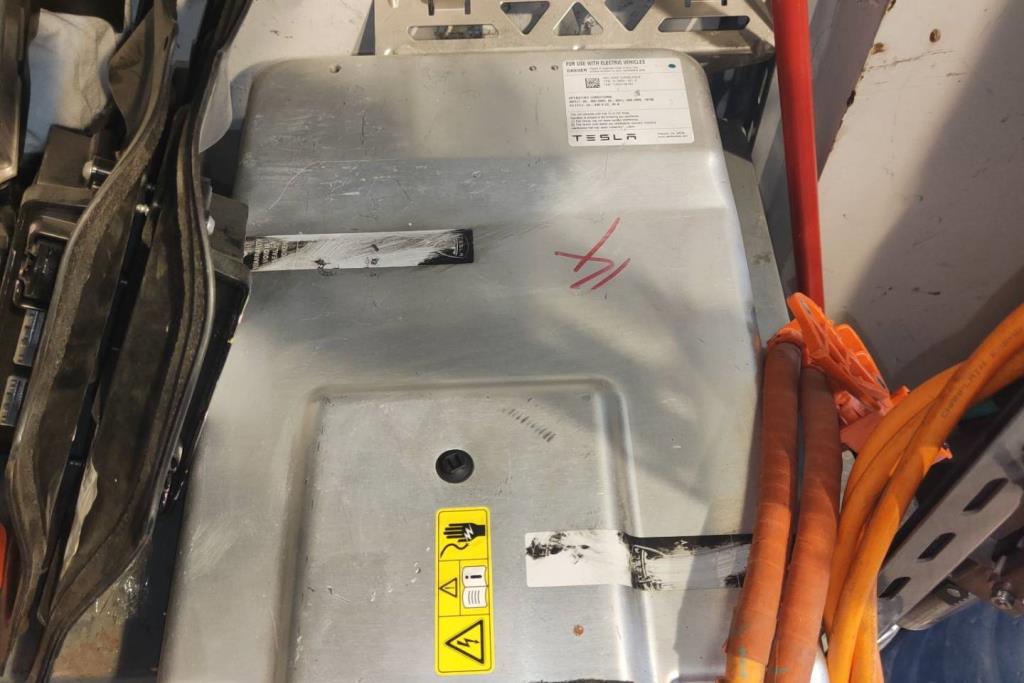  Mechanics  Tesla S