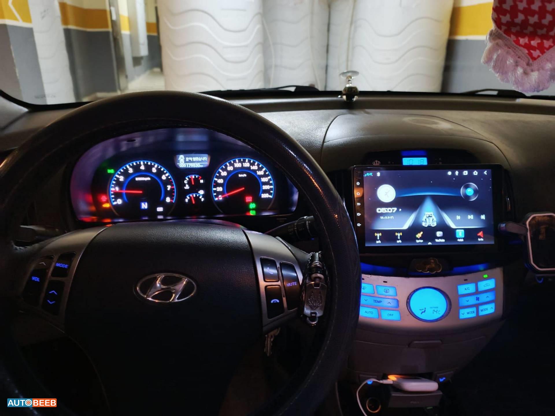 Hyundai Avante 2010