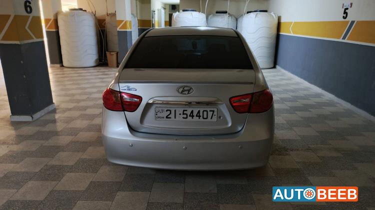 Hyundai Avante 2010