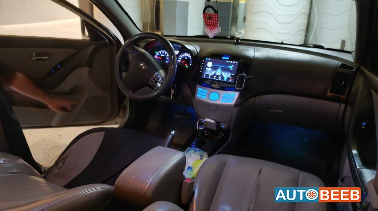 Hyundai Avante 2010