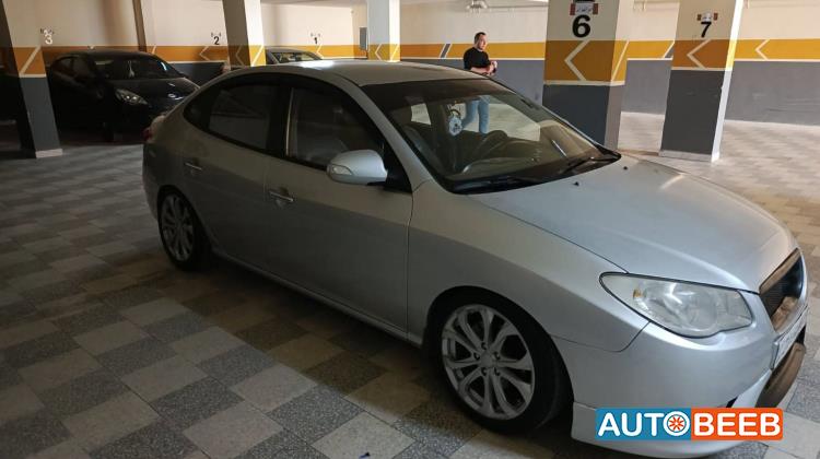 Hyundai Avante 2010