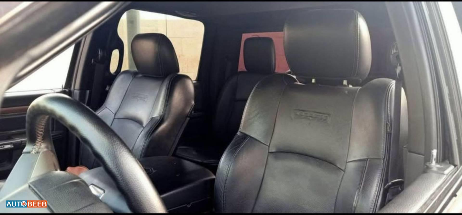 Dodge RAM 2013