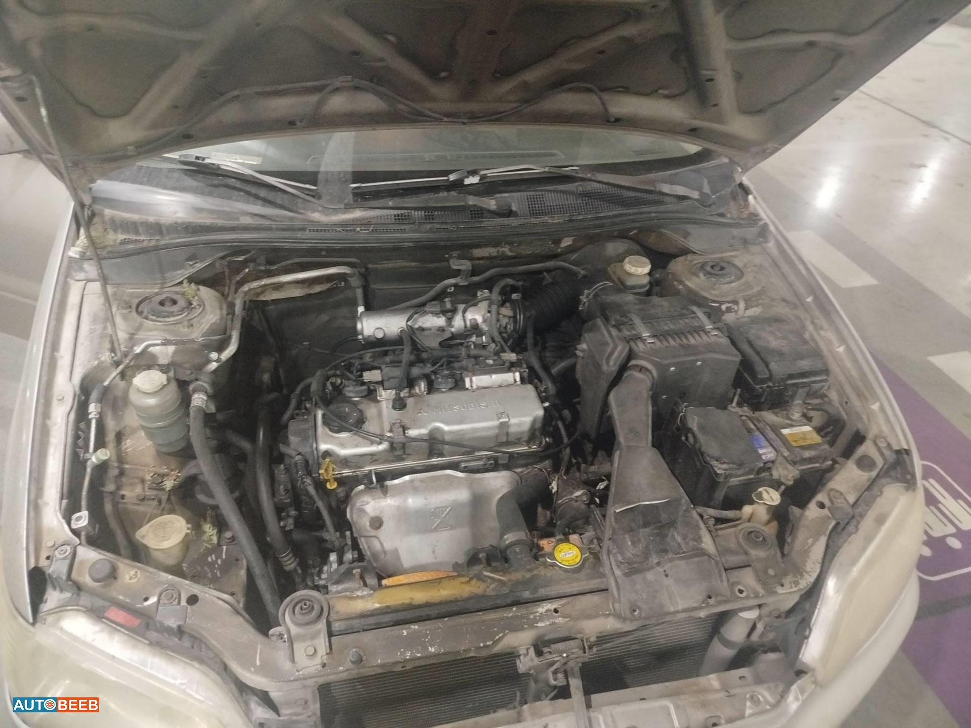 Mitsubishi Lancer 2002