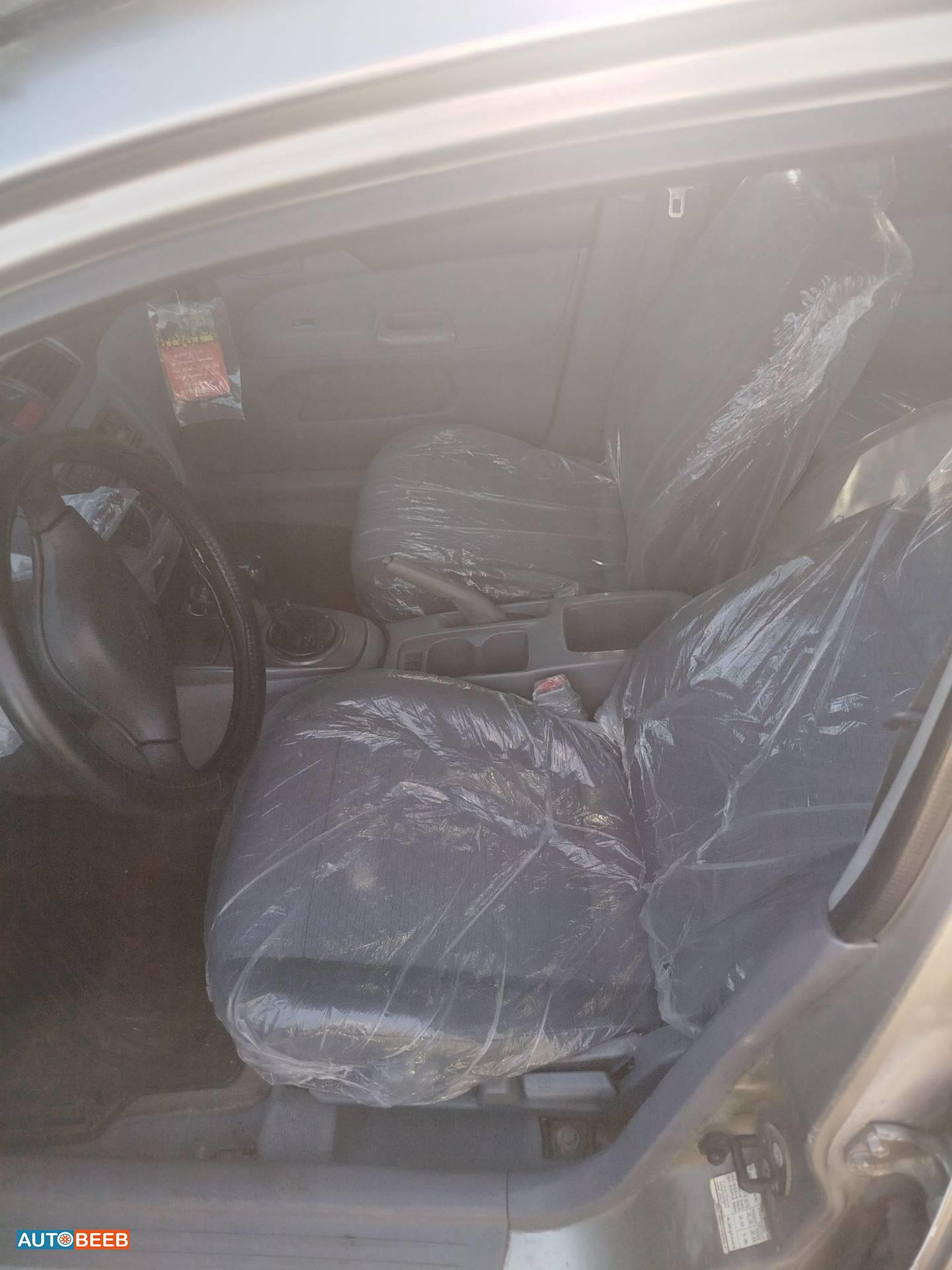 Mitsubishi Lancer 2002