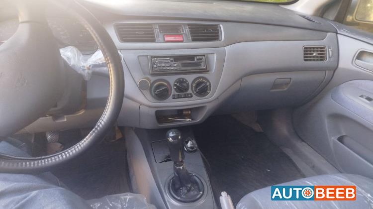 Mitsubishi Lancer 2002