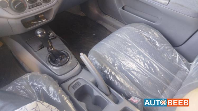 Mitsubishi Lancer 2002