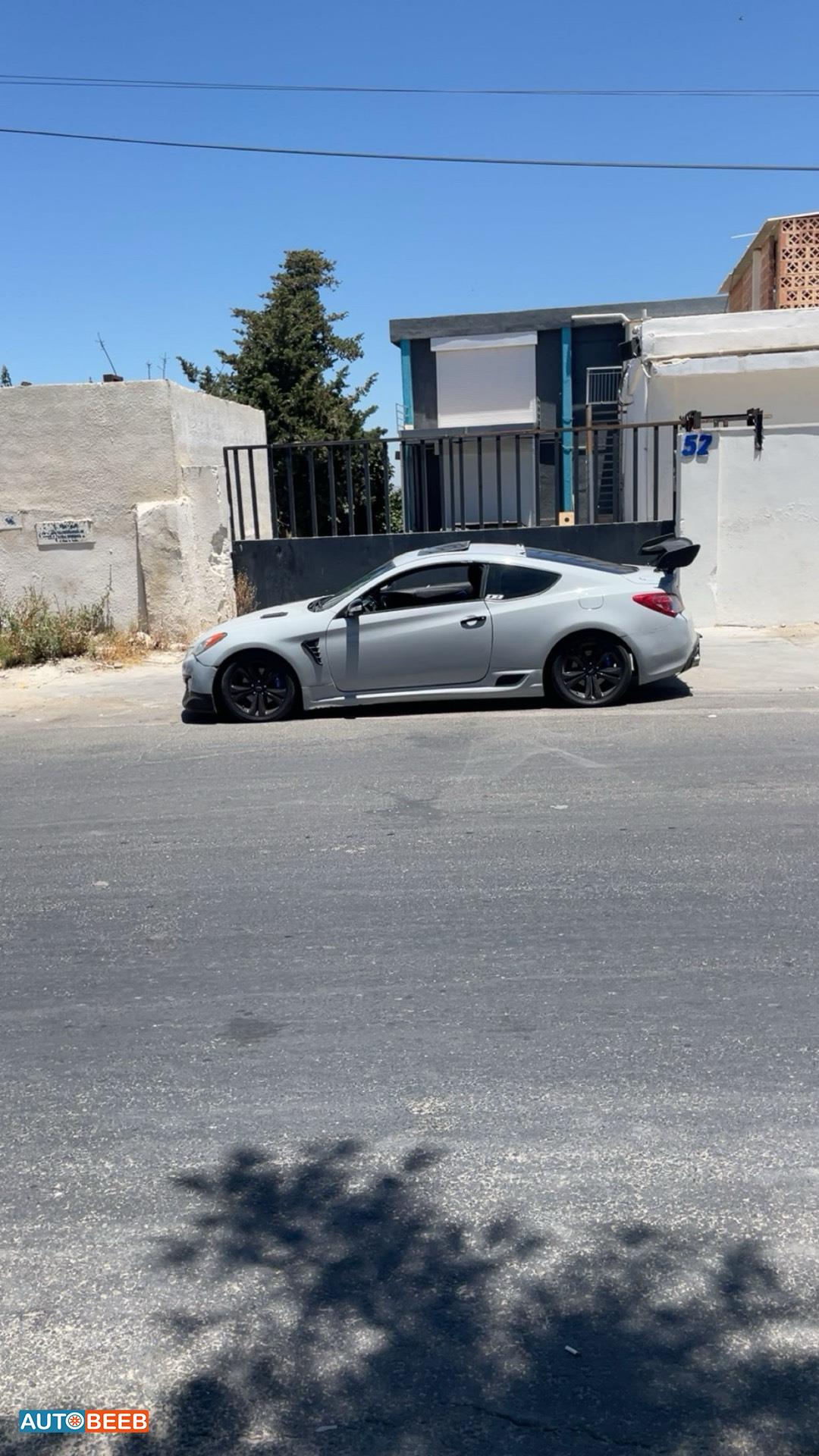 Hyundai Coupe 2011