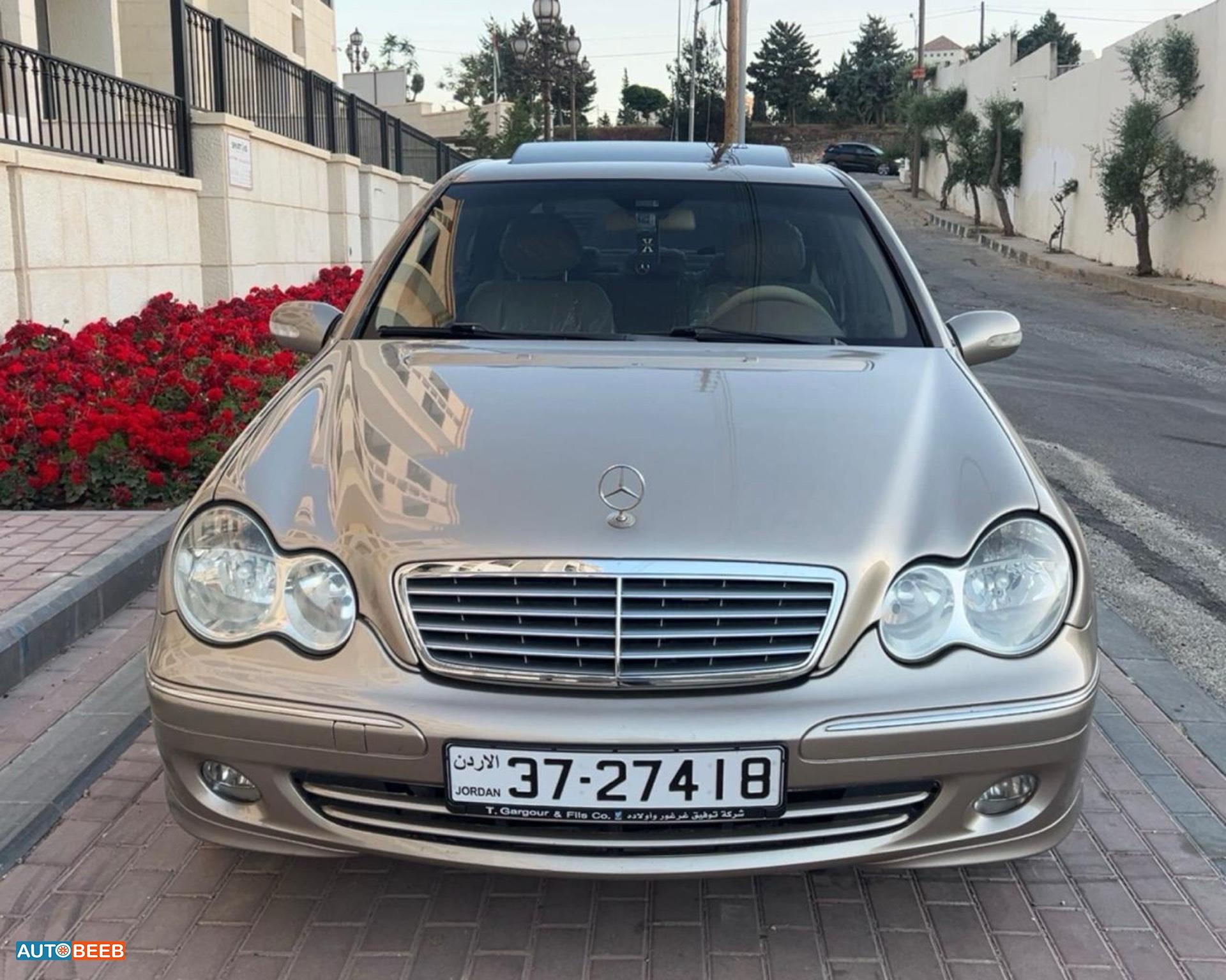 مرسيدس بنز C200 2003