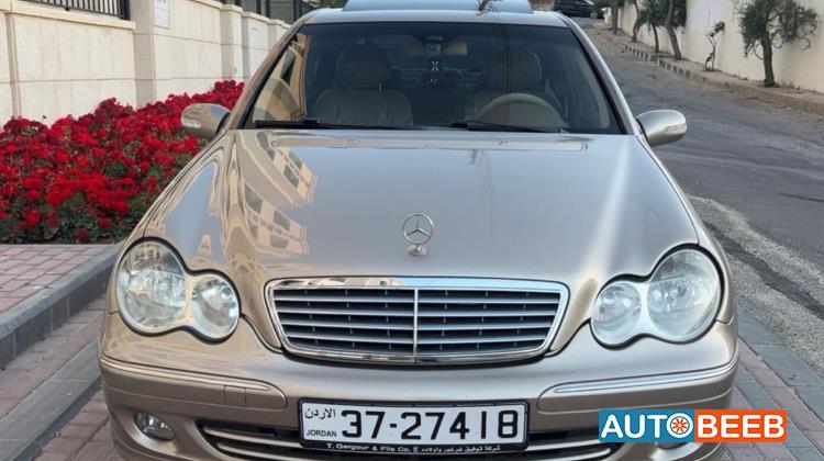 مرسيدس بنز C200 2003