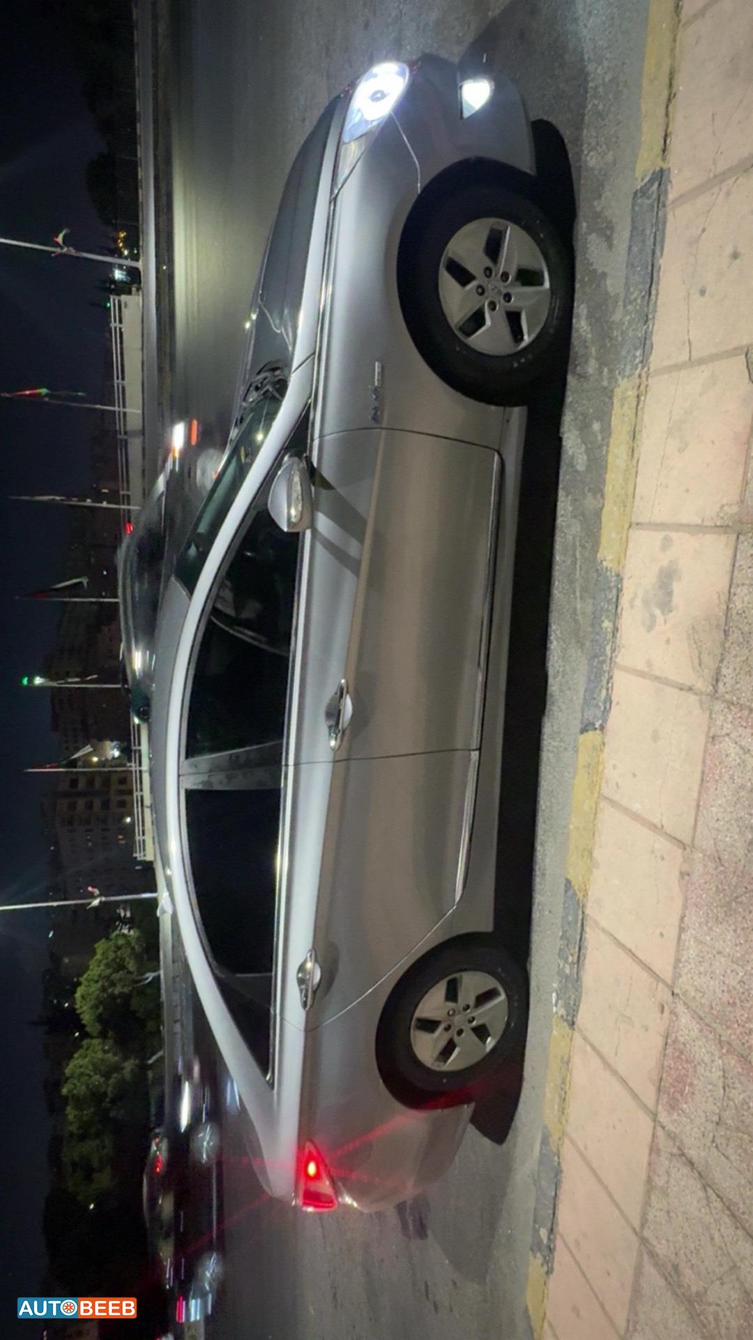 Hyundai Sonata 2011
