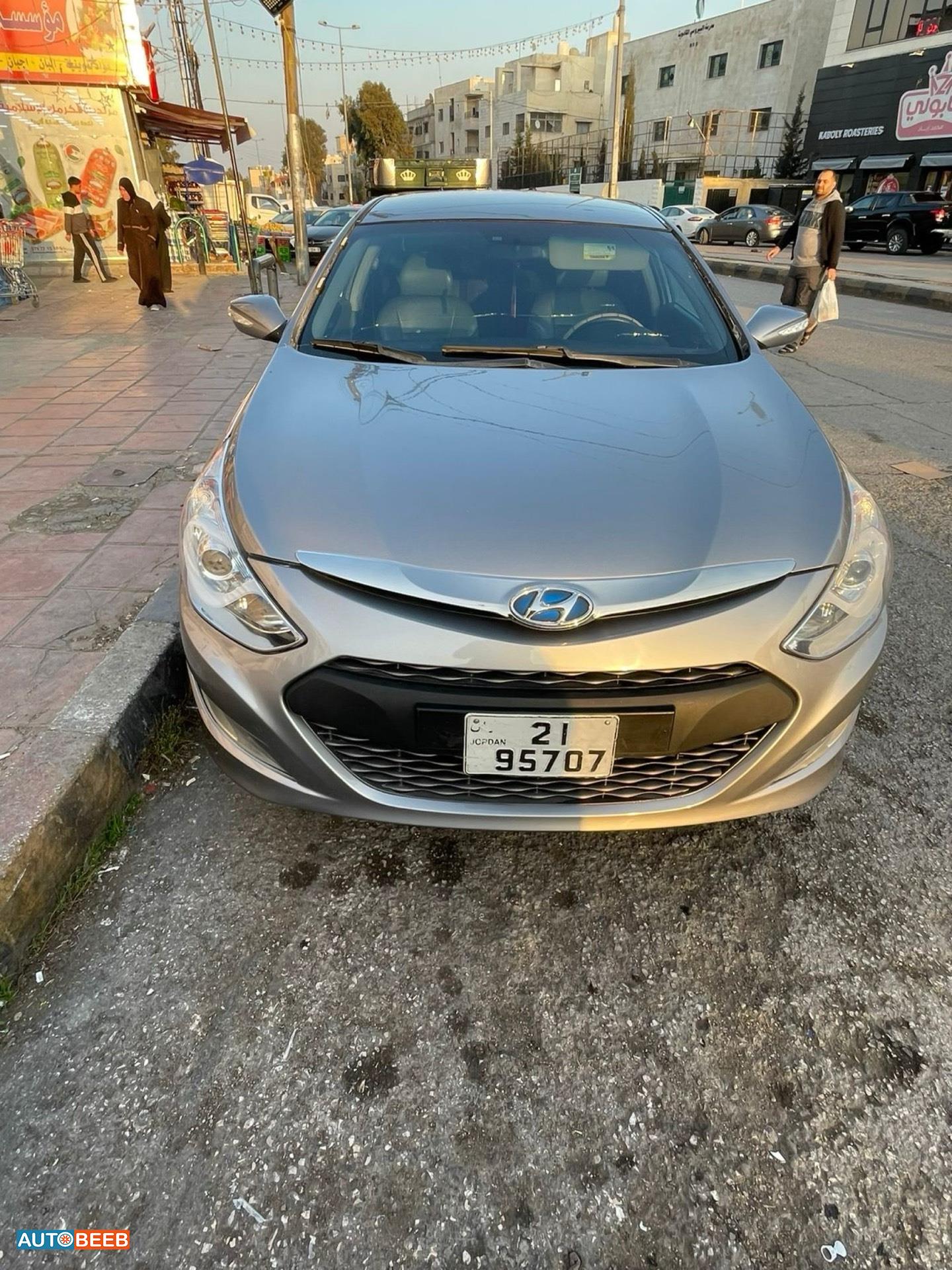 Hyundai Sonata 2011