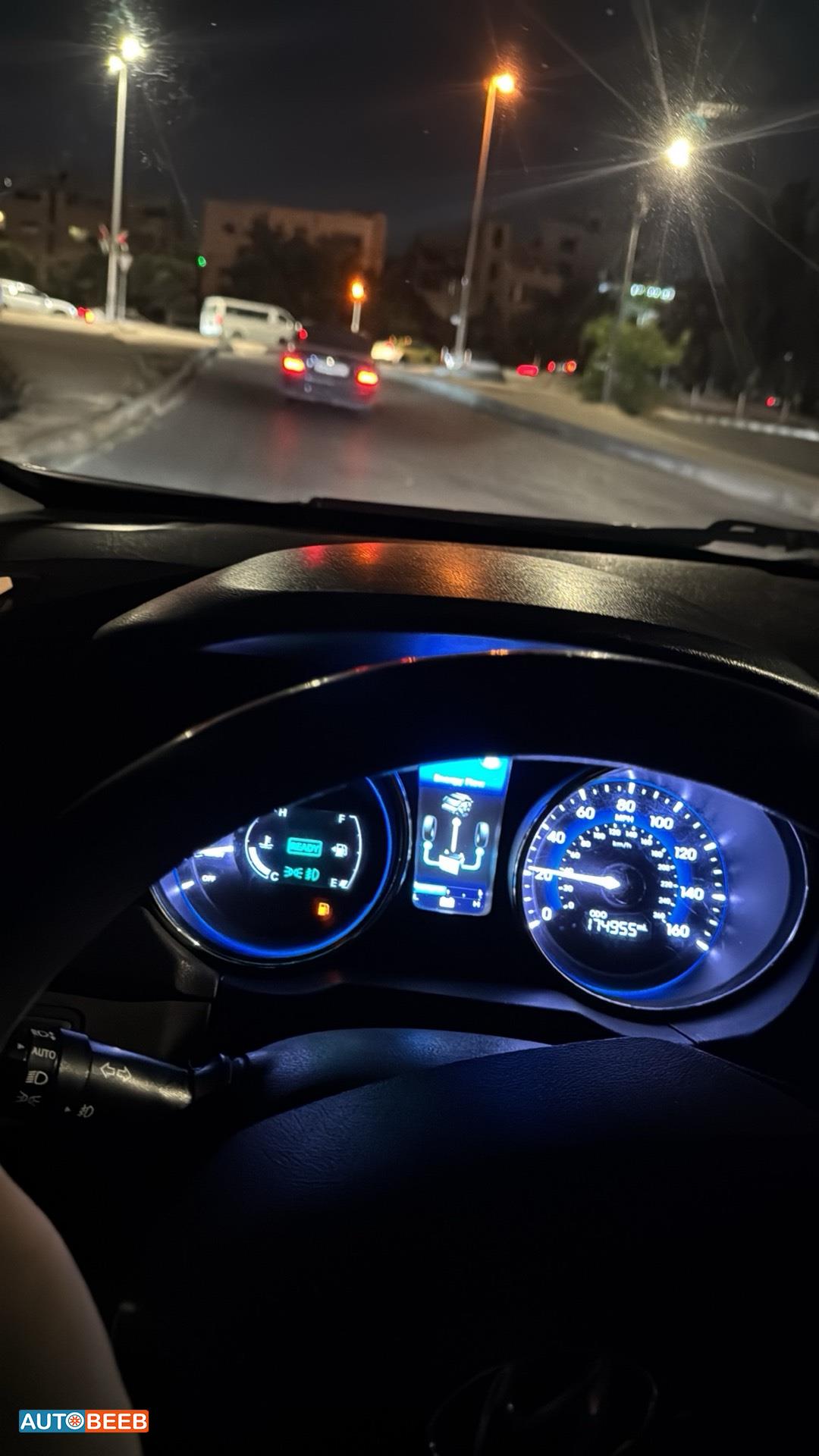 Hyundai Sonata 2011
