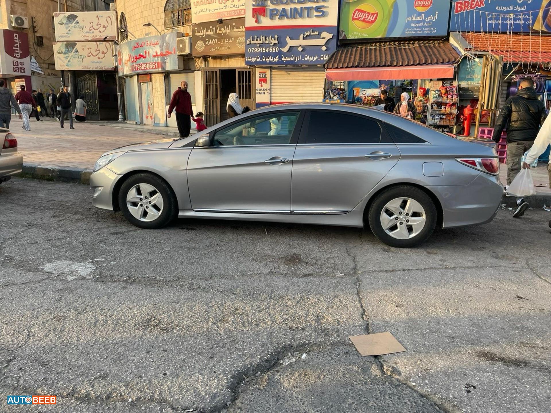 Hyundai Sonata 2011