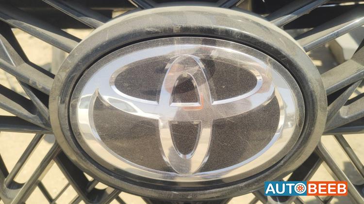 Body  Emblems Toyota Land Cruiser
