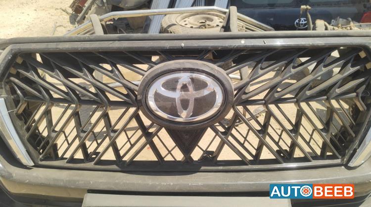 Body  Grilles Toyota Land Cruiser