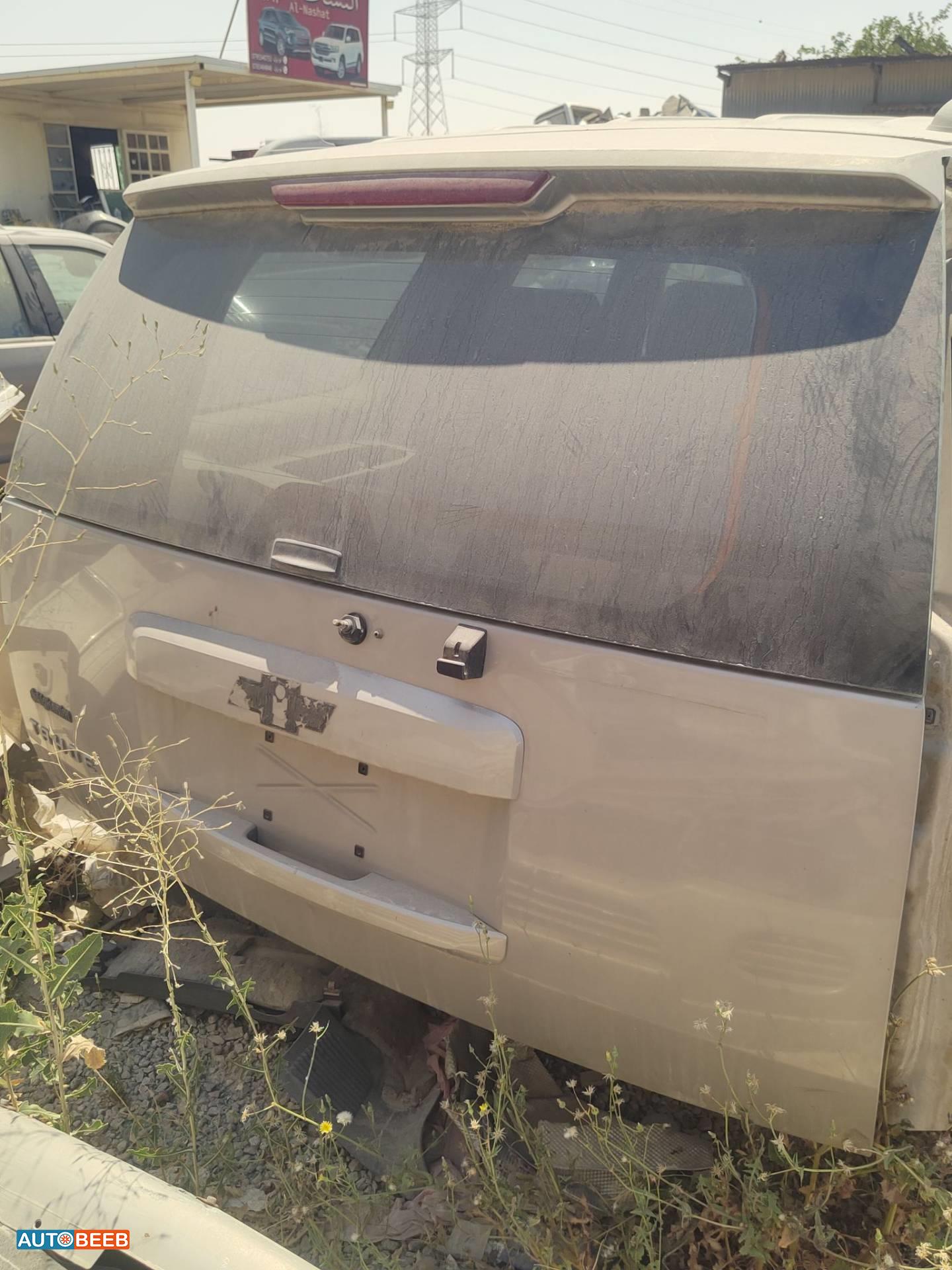 Body  Trunk Chevrolet Tahoe