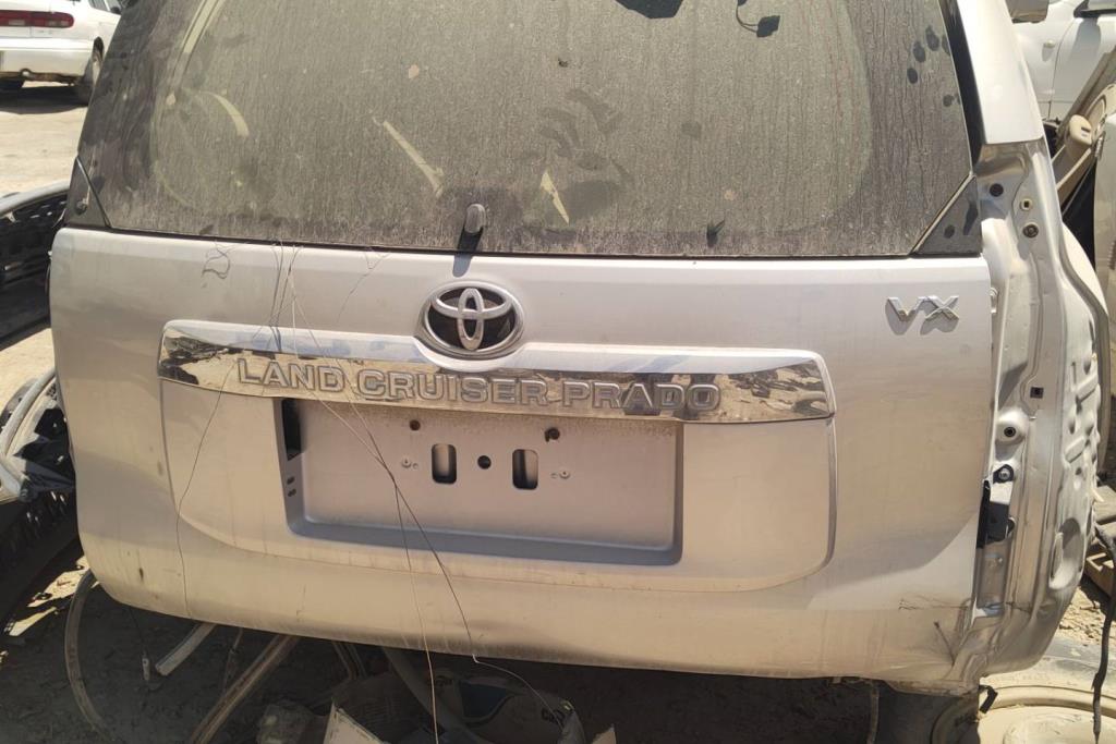 Body  Trunk Toyota Prado
