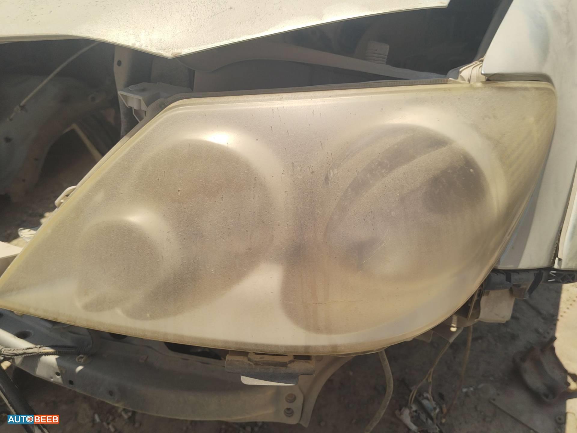 Lights Front light Toyota Fortuner