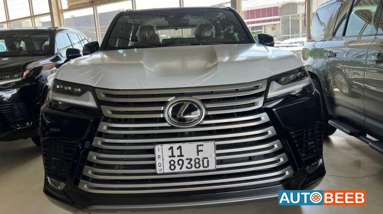 Lexus LX600 2025