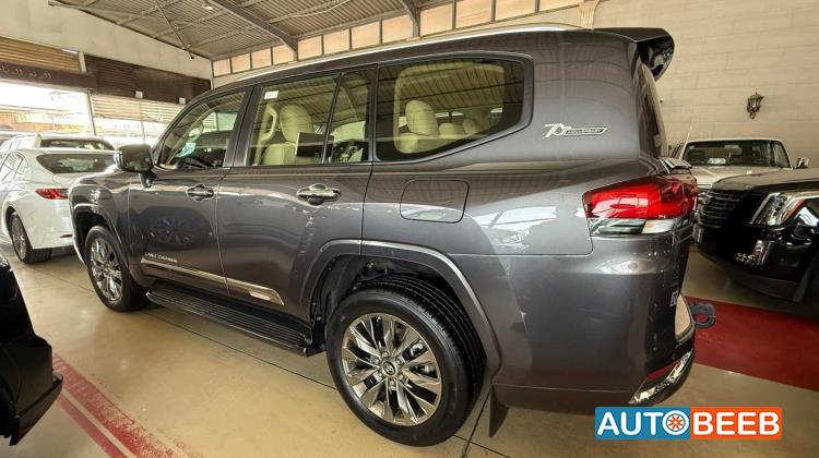 Toyota Land Cruiser 2022