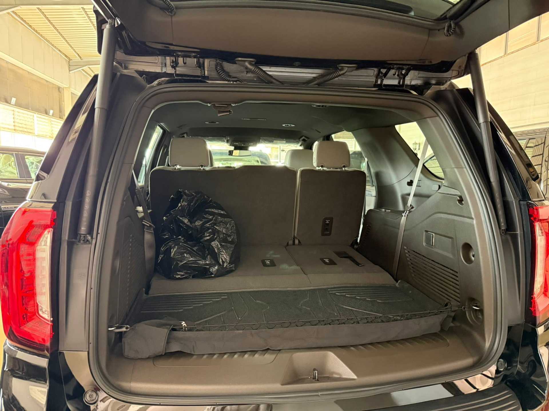 GMC Yukon 2024