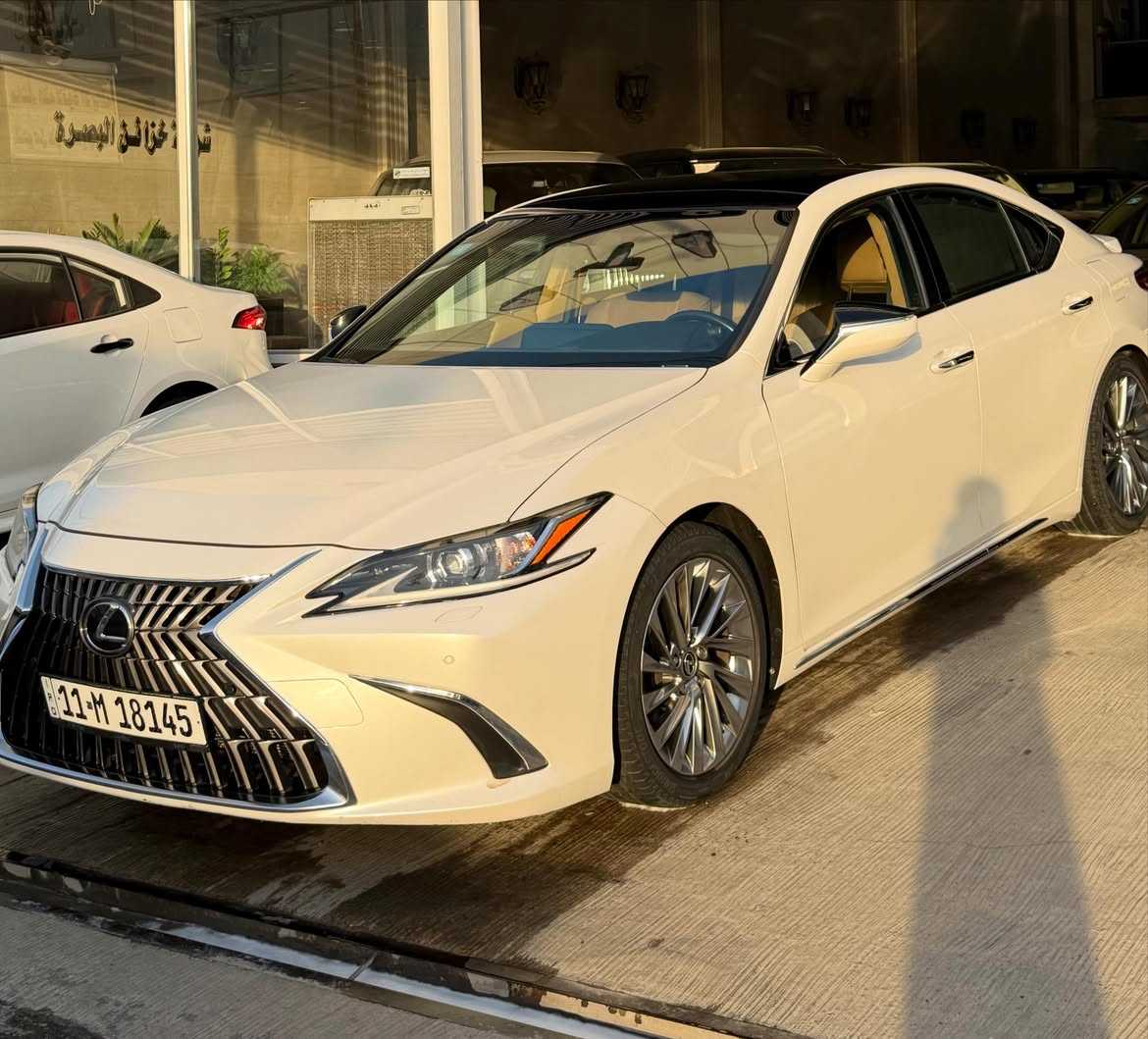 Lexus ES350 2024