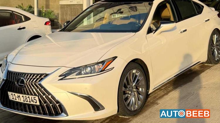 Lexus ES350 2024