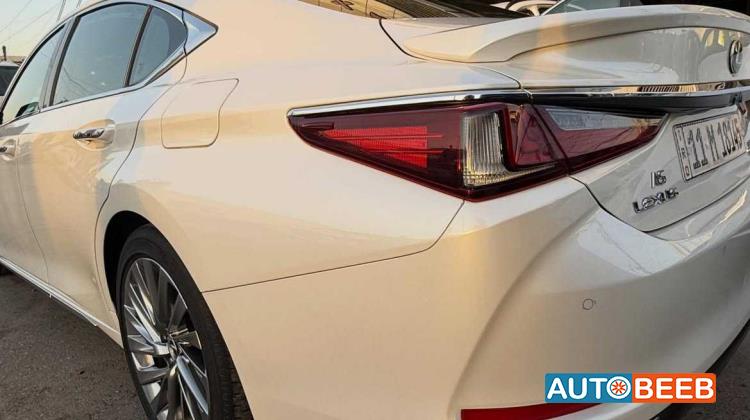 Lexus ES350 2024