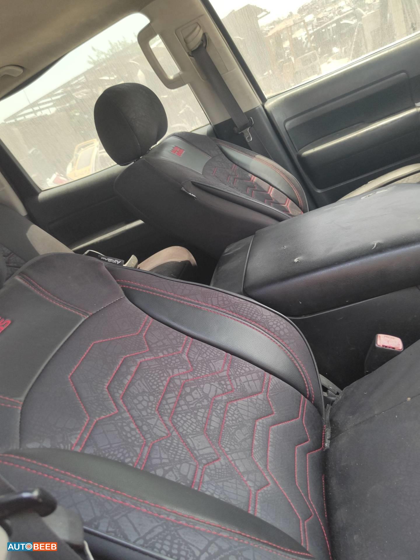 Cabin  Seat Toyota Tundra