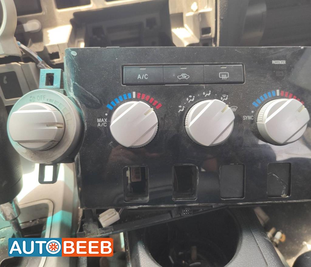 Cabin  Control buttons Toyota Tundra