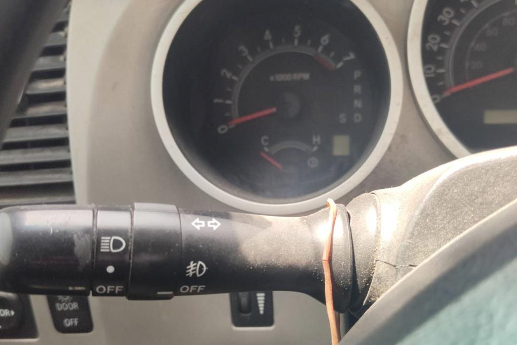 Cabin  Control buttons Toyota Tundra