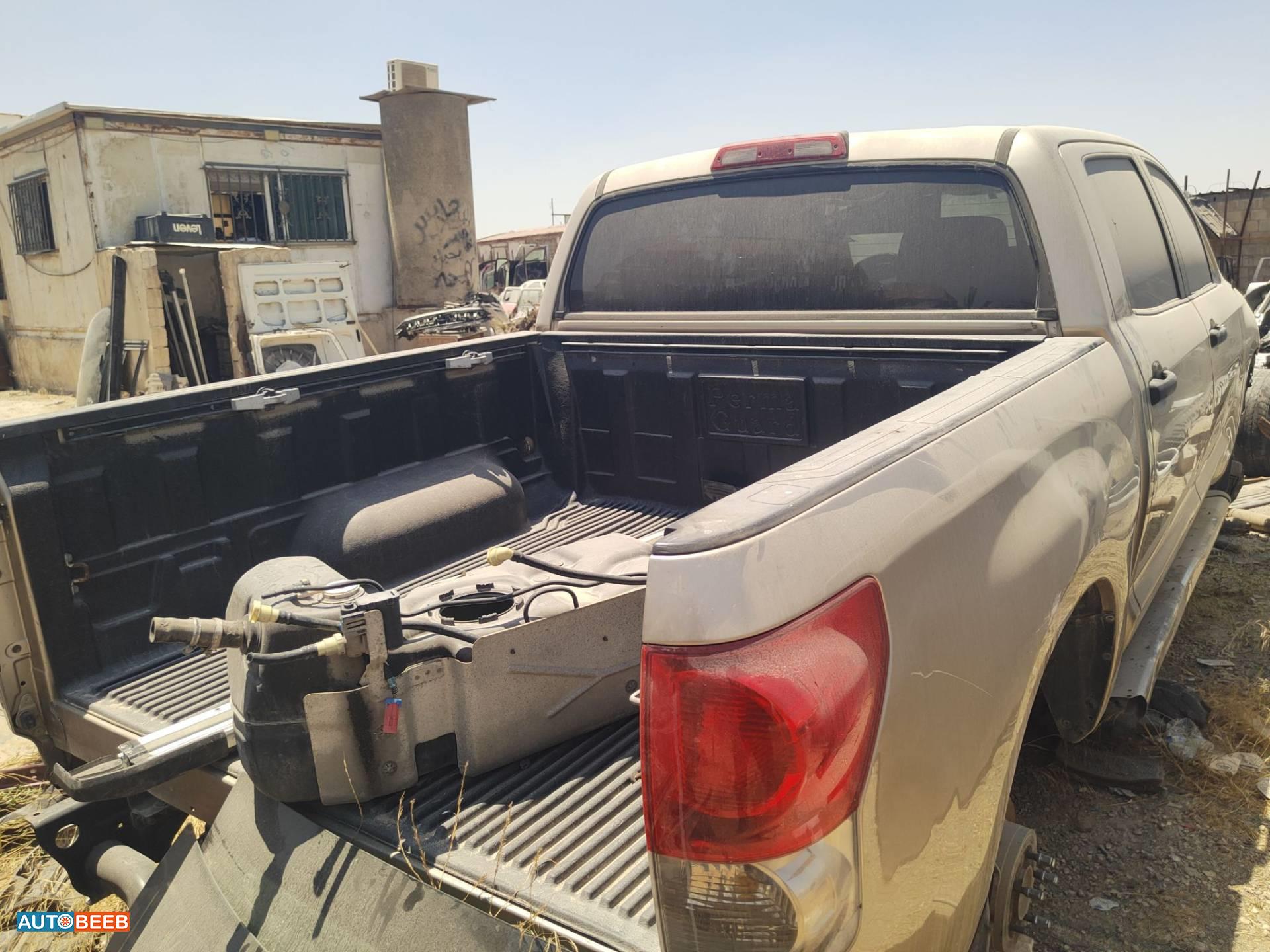 Body  Trunk Toyota Tundra