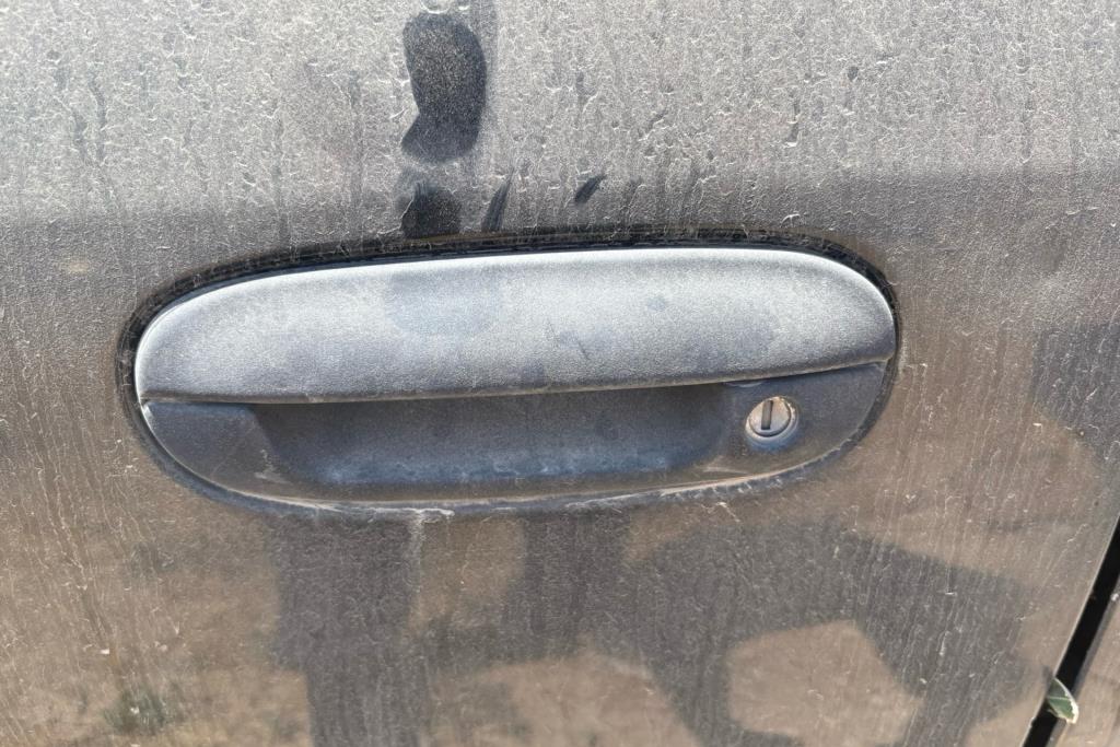 Body  Door Handle  Chevrolet Blazer