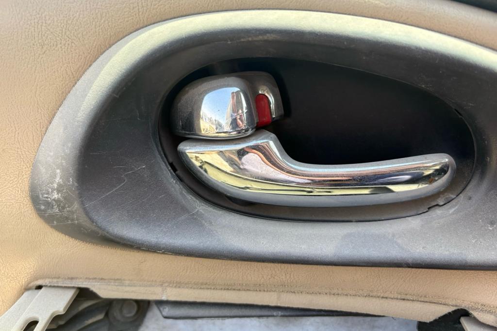 Body  Door Handle  Chevrolet Blazer