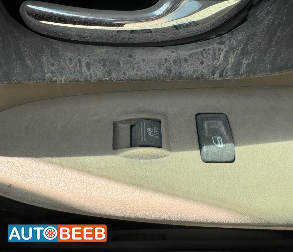 Cabin  Control buttons Chevrolet Blazer