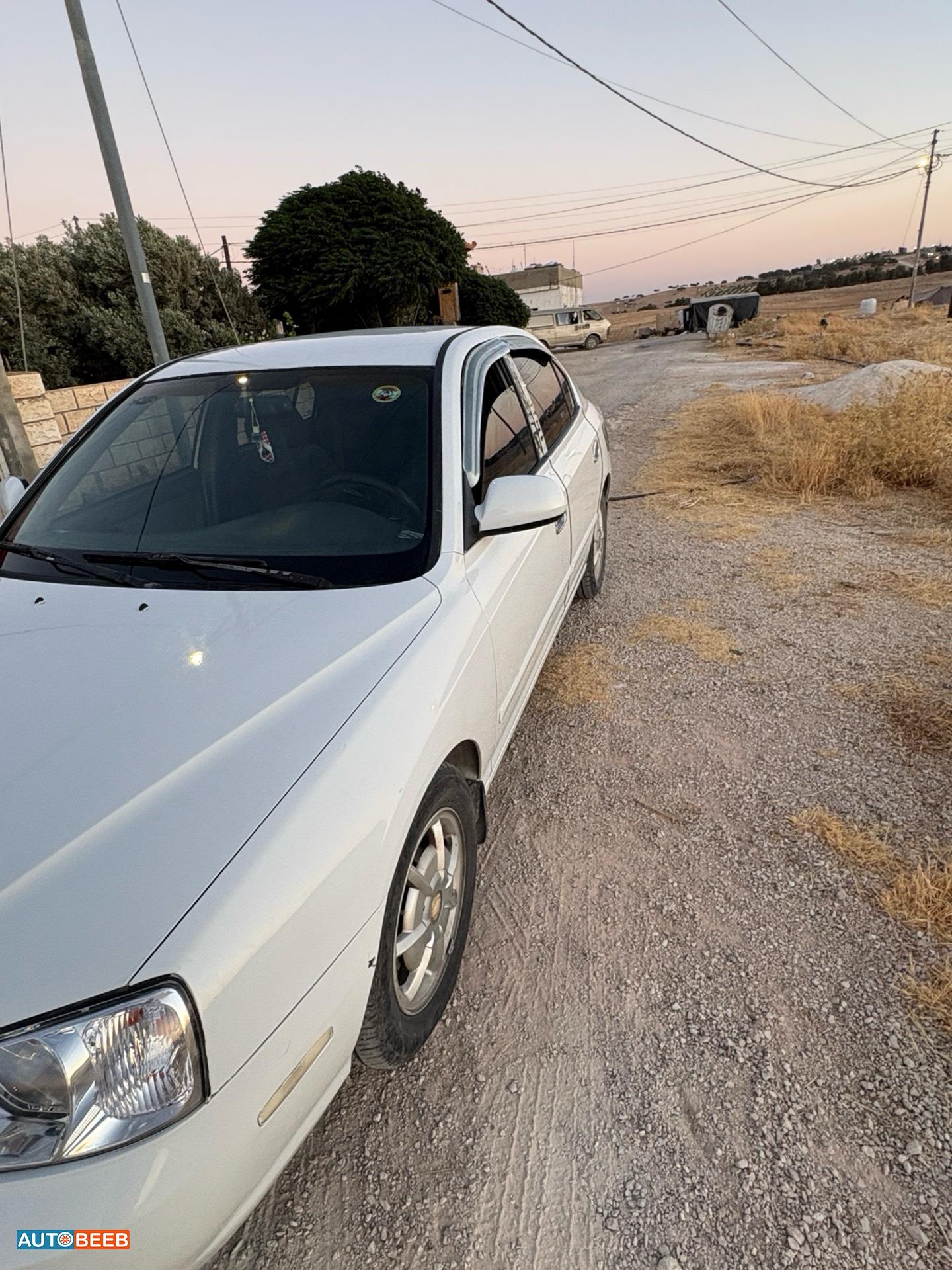هيونداي افانتي 2000