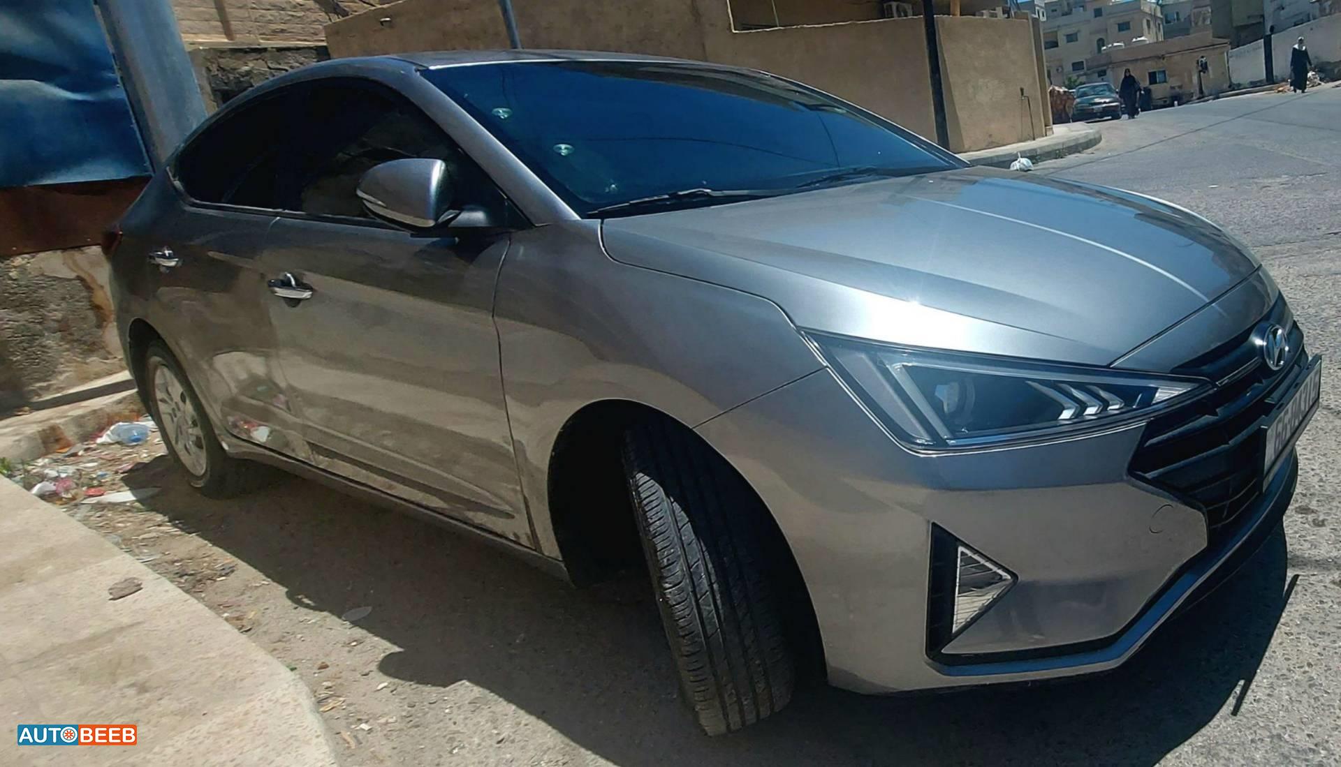 Hyundai Elantra 2020