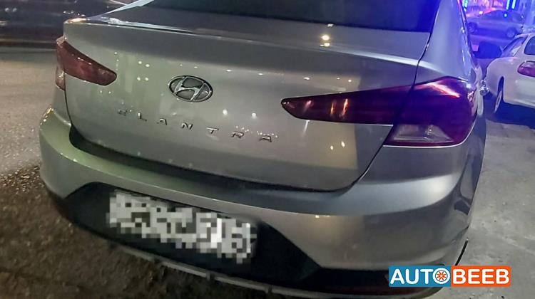 Hyundai Elantra 2020