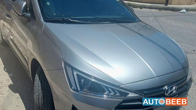 Hyundai Elantra 2020