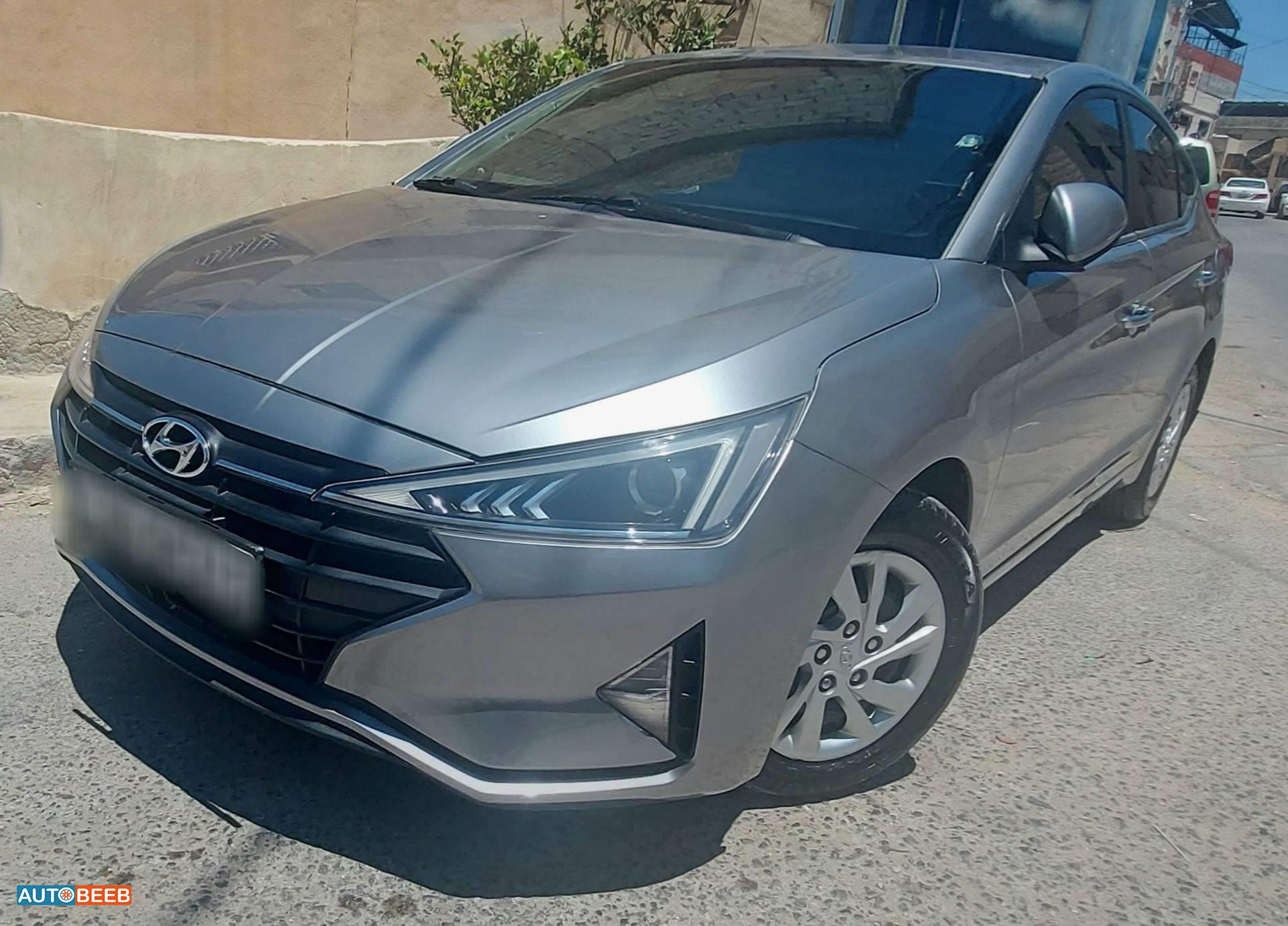 Hyundai Elantra 2020