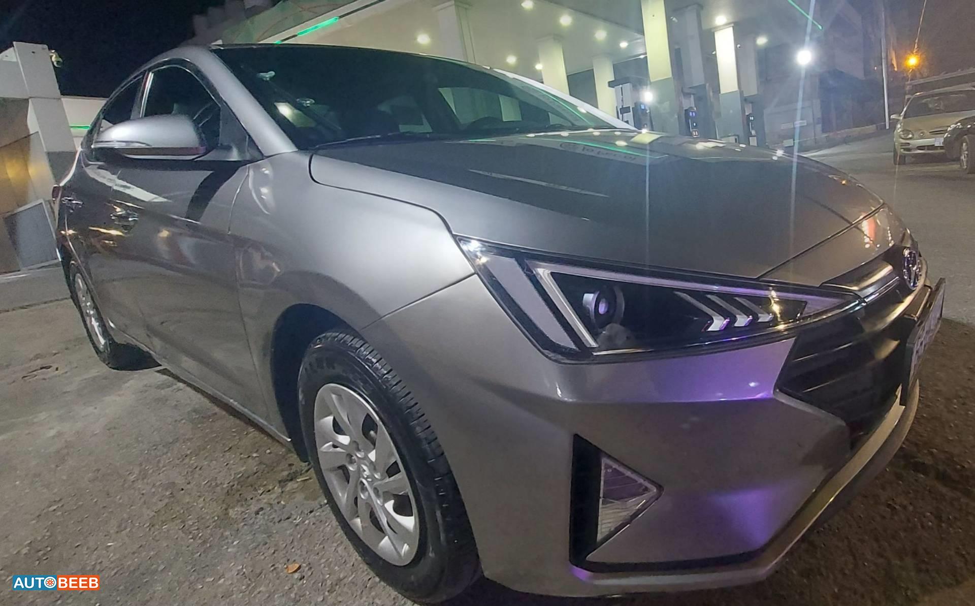 Hyundai Elantra 2020