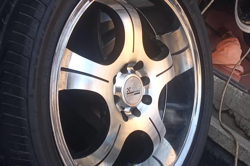  Wheel and Rims  