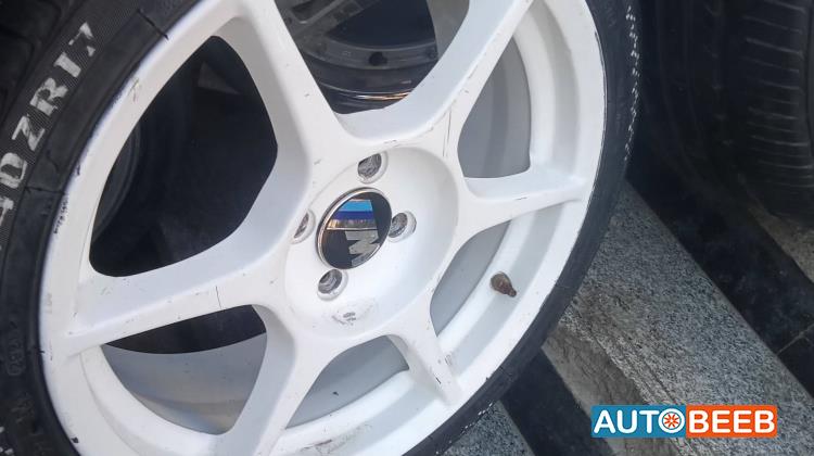  Wheel and Rims  