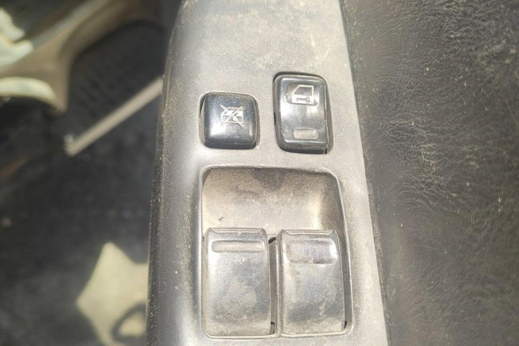  Cabin Parts Nissan 